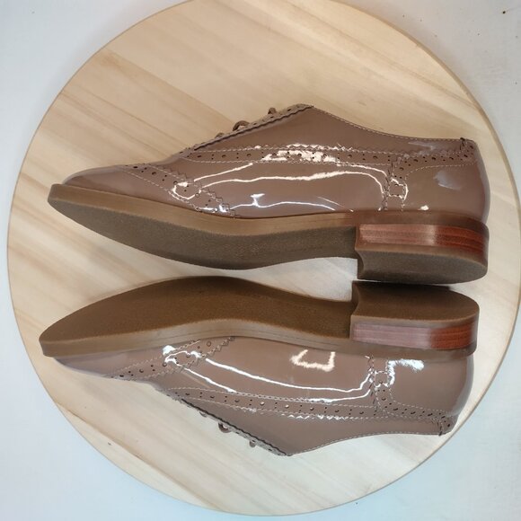 Franco Sarto Illia Faux Patent Leather Taupe Wingtip Shoes Women US 9M - Picture 10 of 14